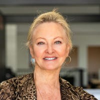 Elise Lau
