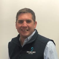 Simon Quarrell